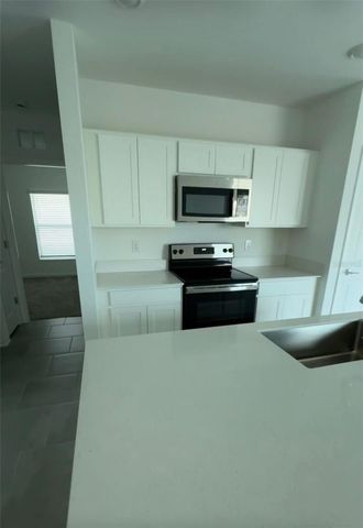 2002 PUNCH BOWL AVENUE, Davenport, FL 33837