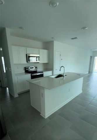 2002 PUNCH BOWL AVENUE, Davenport, FL 33837