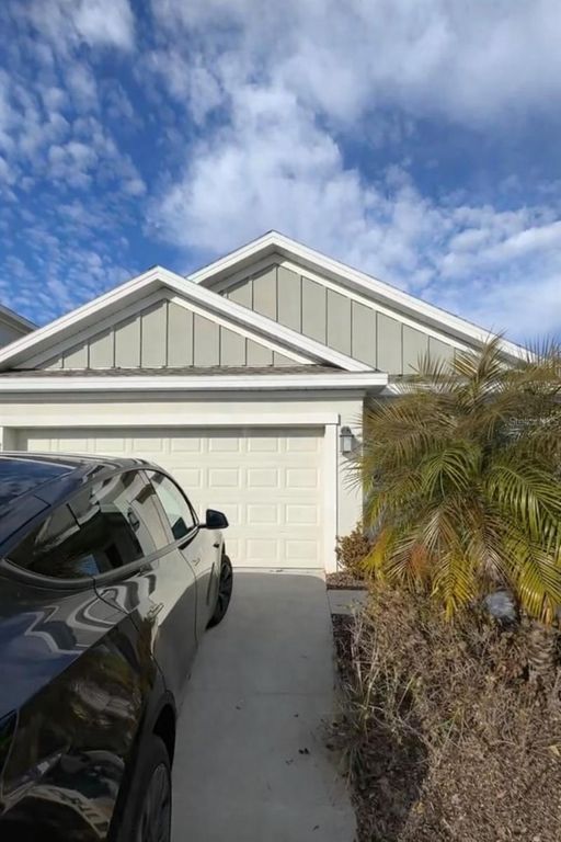 2002 PUNCH BOWL AVENUE, Davenport, FL 33837