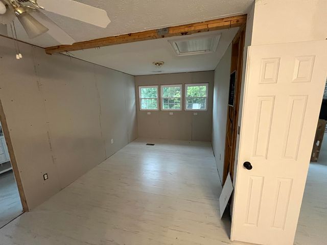 3957 Long Avenue Ext., Conway, SC 29526