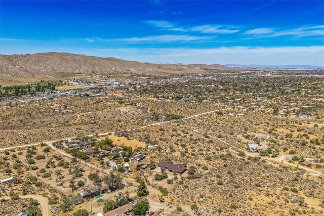 8001 Hammett Road, Yucca Valley, CA 92284