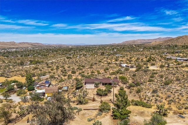 8001 Hammett Road, Yucca Valley, CA 92284