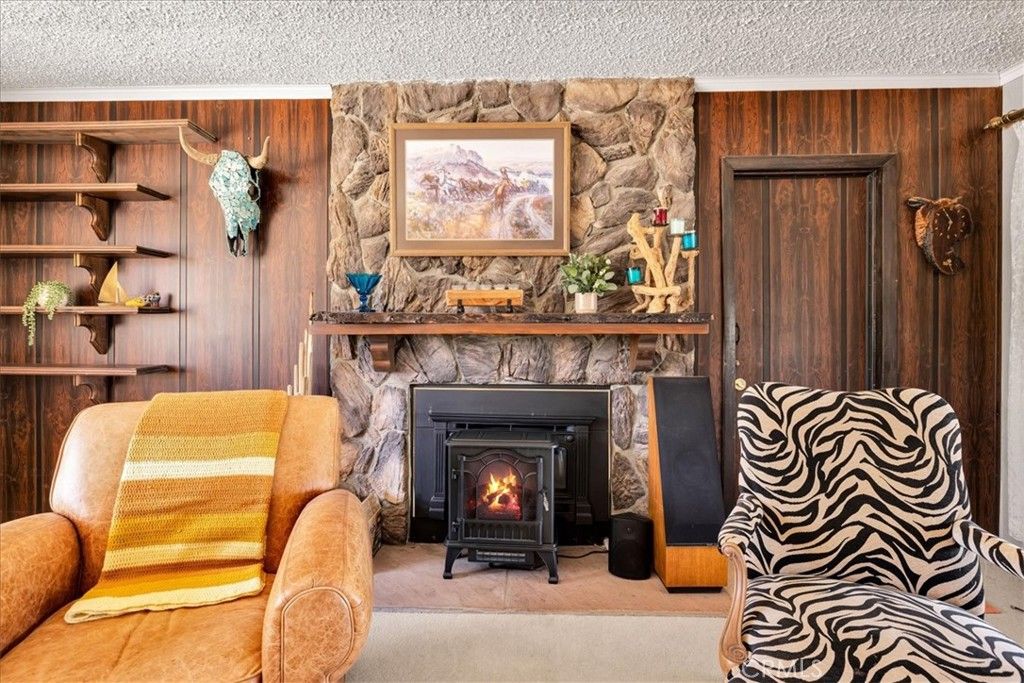 Image 5 of property listing at 8001 Hammett Road, Yucca Valley, CA 92284