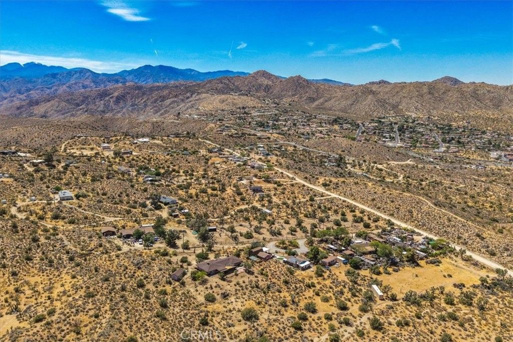 Image 53 of property listing at 8001 Hammett Road, Yucca Valley, CA 92284
