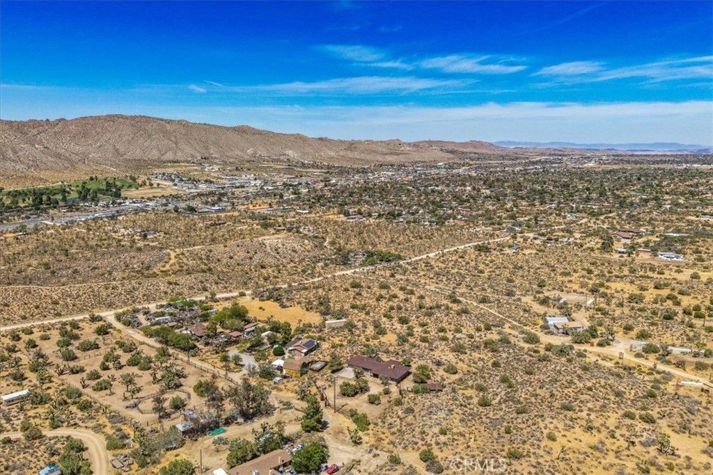 Image 54 of property listing at 8001 Hammett Road, Yucca Valley, CA 92284