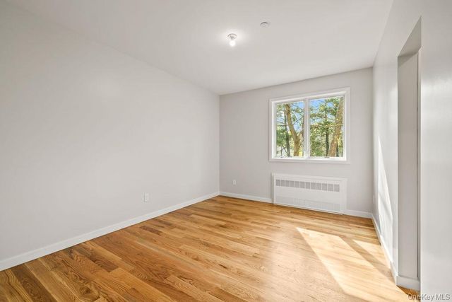 5 Mirror Lake Road 201, Spring Valley, NY 10977