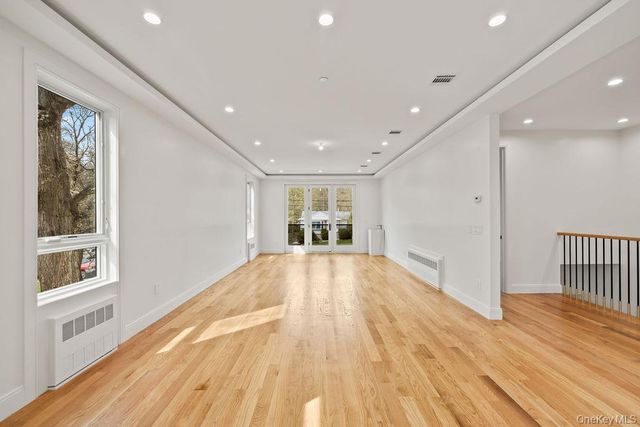 5 Mirror Lake Road 201, Spring Valley, NY 10977