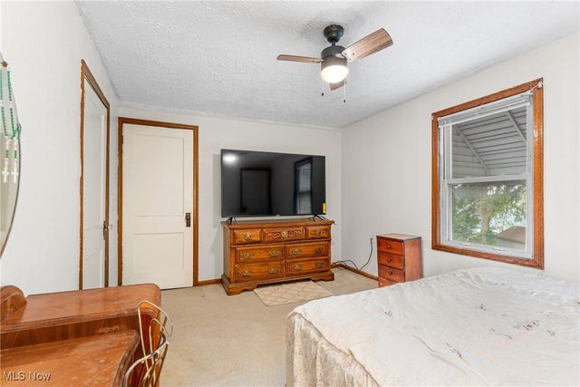 1821 Wallace Avenue NE, Canton, OH 44705