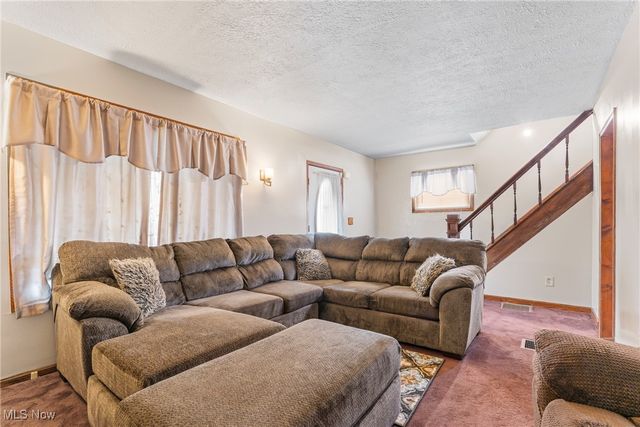 1821 Wallace Avenue NE, Canton, OH 44705