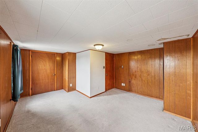 8602 E Kirsch Road, Troy, IL 62294