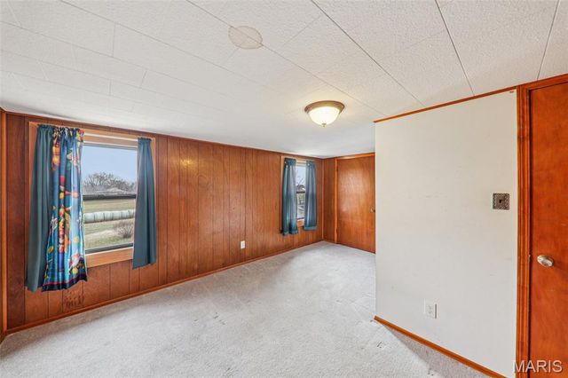 8602 E Kirsch Road, Troy, IL 62294