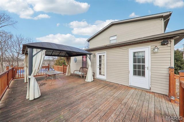 8602 E Kirsch Road, Troy, IL 62294