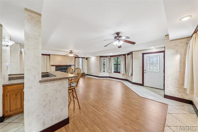 8602 E Kirsch Road, Troy, IL 62294