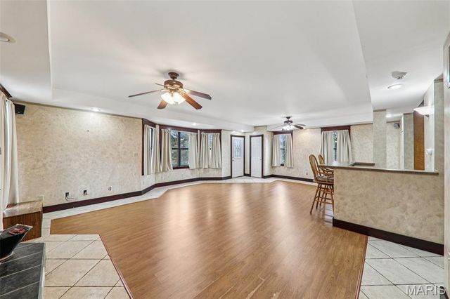 8602 E Kirsch Road, Troy, IL 62294