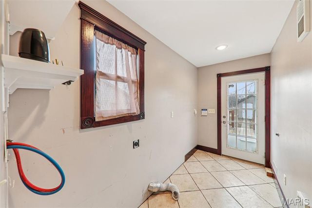 8602 E Kirsch Road, Troy, IL 62294