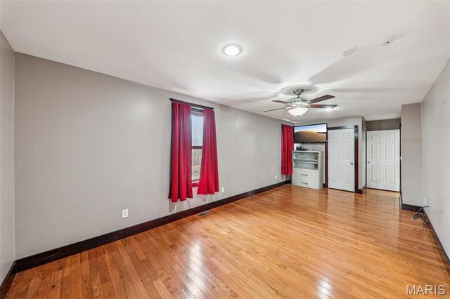 8602 E Kirsch Road, Troy, IL 62294