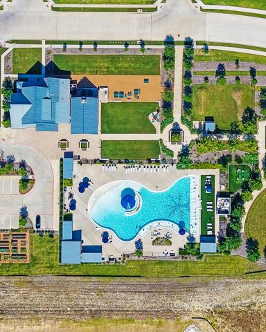 748 Lombard Lane, Forney, TX 75126