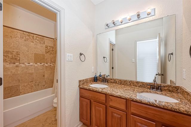 5242 Fountainbrook Lane, Sugar Land, TX 77479