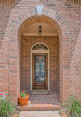 5242 Fountainbrook Lane, Sugar Land, TX 77479