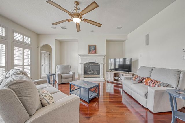 5242 Fountainbrook Lane, Sugar Land, TX 77479