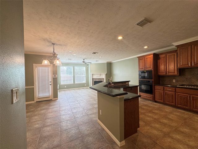 3809 Brinkman Street, Houston, TX 77018