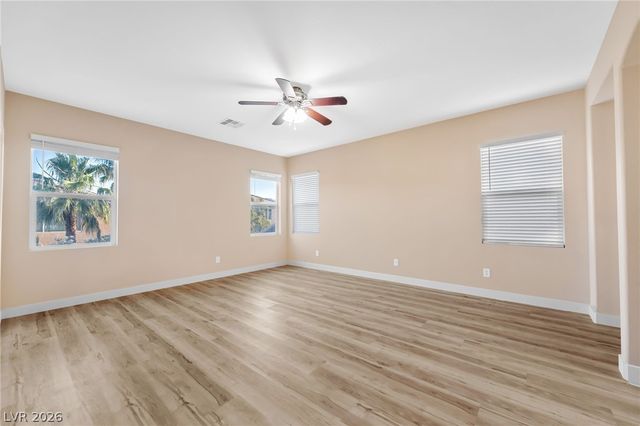 9721 Sienna Valley Avenue, Las Vegas, NV 89149