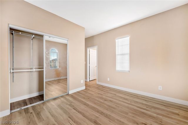 9721 Sienna Valley Avenue, Las Vegas, NV 89149