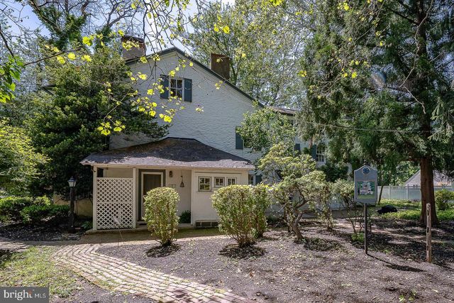 1250 OLD LANCASTER RD, Berwyn, PA 19312