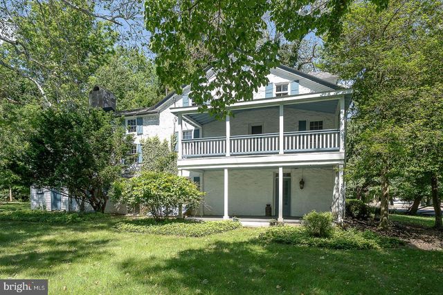 1250 OLD LANCASTER RD, Berwyn, PA 19312