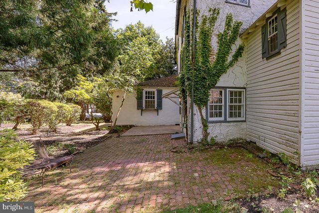 1250 OLD LANCASTER RD, Berwyn, PA 19312