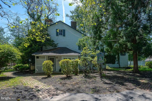 1250 OLD LANCASTER RD, Berwyn, PA 19312