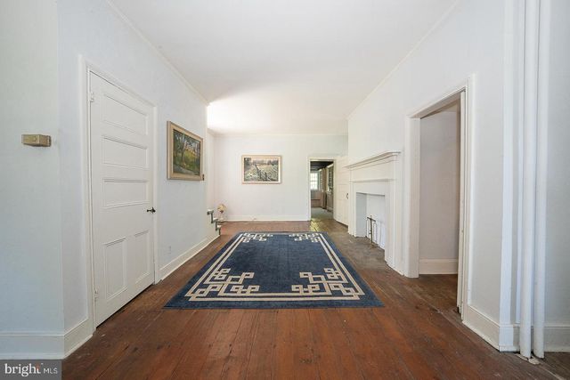 1250 OLD LANCASTER RD, Berwyn, PA 19312
