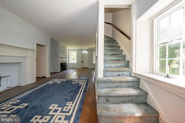 1250 OLD LANCASTER RD, Berwyn, PA 19312