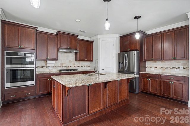 1113 Cedar Park Drive, Pineville, NC 28134