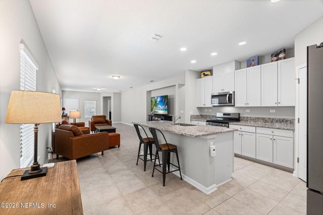 75209 CHELSEA GARDEN Way, Yulee, FL 32097