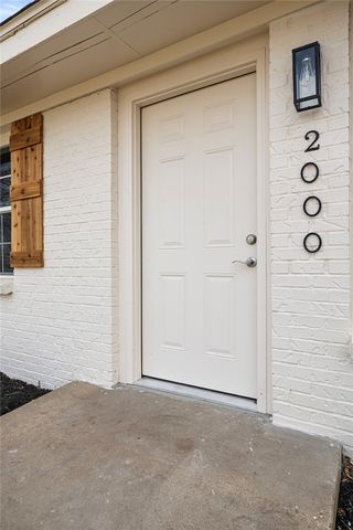 2000 W Wood Street, Rogers, AR 72756