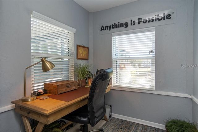 610 8TH STREET N, St Petersburg, FL 33702