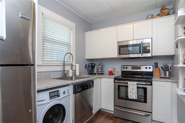 610 8TH STREET N, St Petersburg, FL 33702