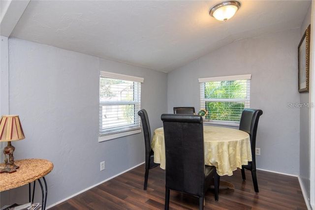 610 8TH STREET N, St Petersburg, FL 33702