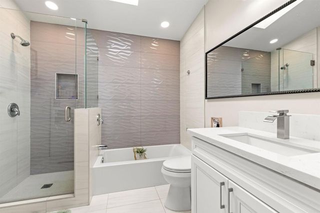 10292 Canyon Dr., Escondido, CA 92026