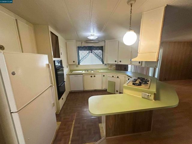 2227 Dalis Drive, Concord, CA 94520
