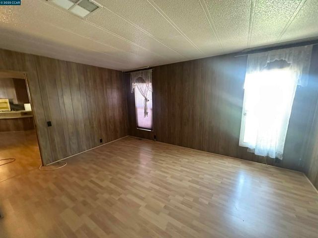 2227 Dalis Drive, Concord, CA 94520
