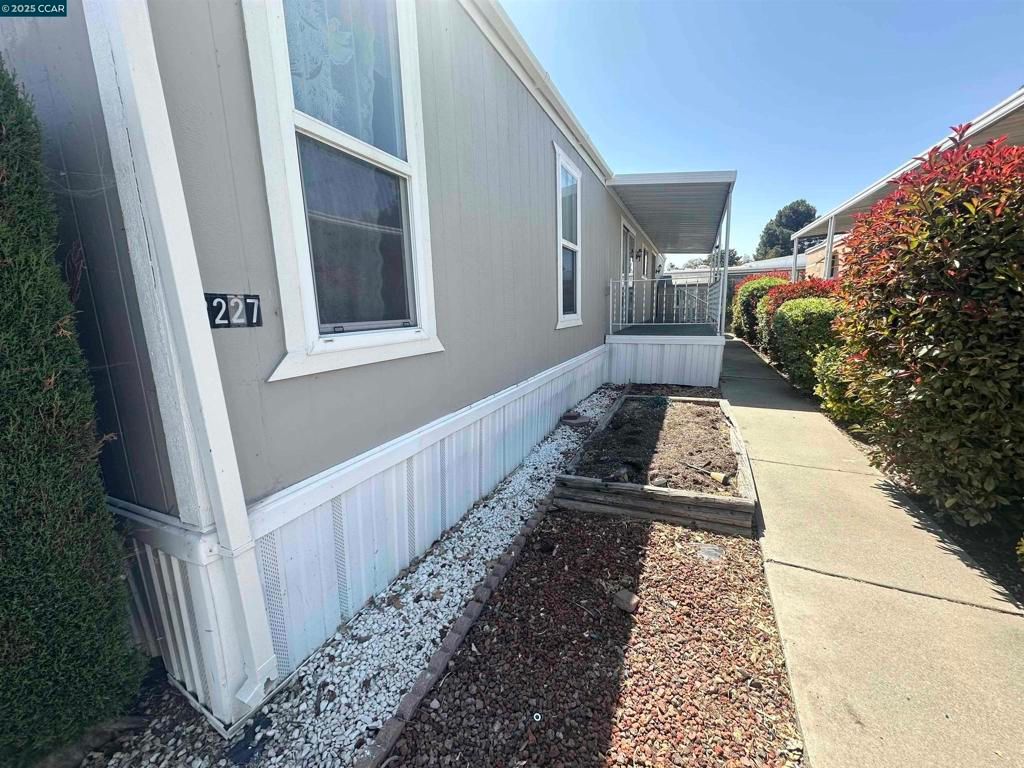 2227 Dalis Drive, Concord, CA 94520
