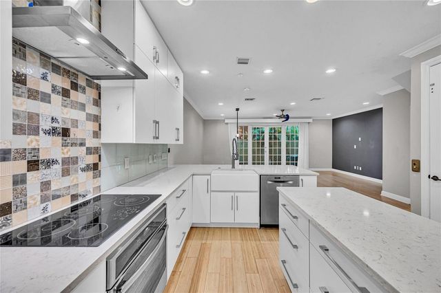 1617 NE 2nd Court None, Fort Lauderdale, FL 33301