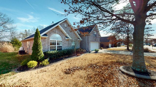 5042 Saint Ives Dr, Murfreesboro, TN 37128