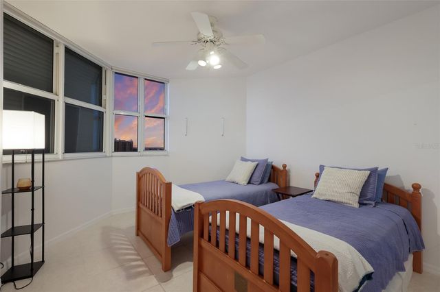 1800 BENJAMIN FRANKLIN DRIVE B1006, Sarasota, FL 34236