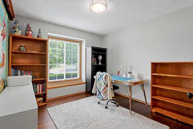 220 N Bent Tree, Andover, KS 67002