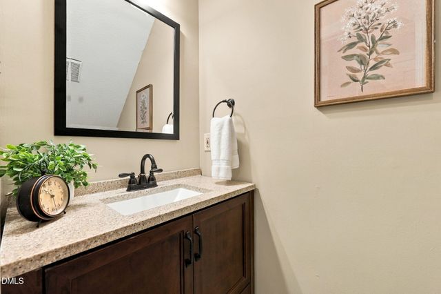 603 Pinewood Drive, Apex, NC 27502