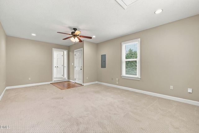 603 Pinewood Drive, Apex, NC 27502