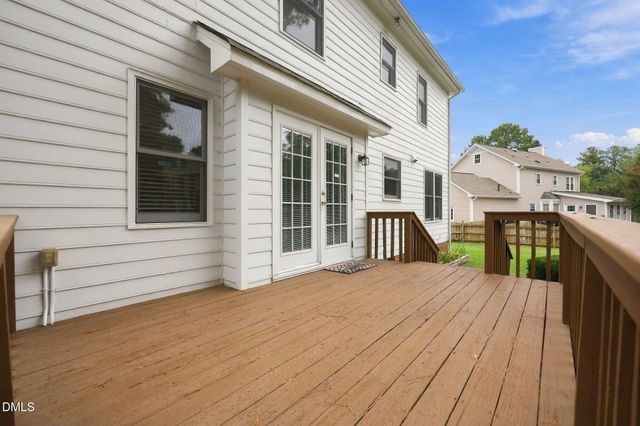 603 Pinewood Drive, Apex, NC 27502